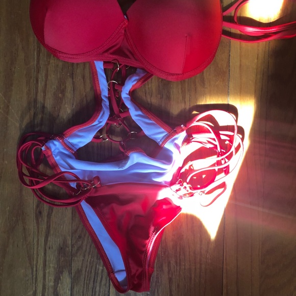 String bikini - Picture 4 of 4